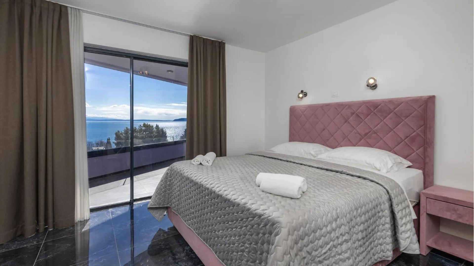 Lovely Apartment In Lovran With House Sea View Croatie